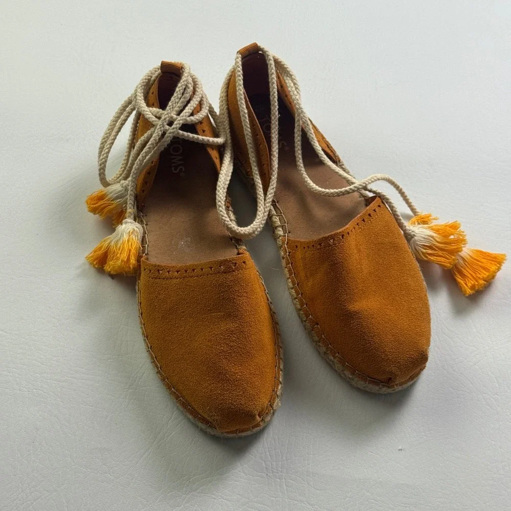 TOMS Valencia Burnt Orange Suede Lace Up Tassel Espadrille Flats Womens 9.5